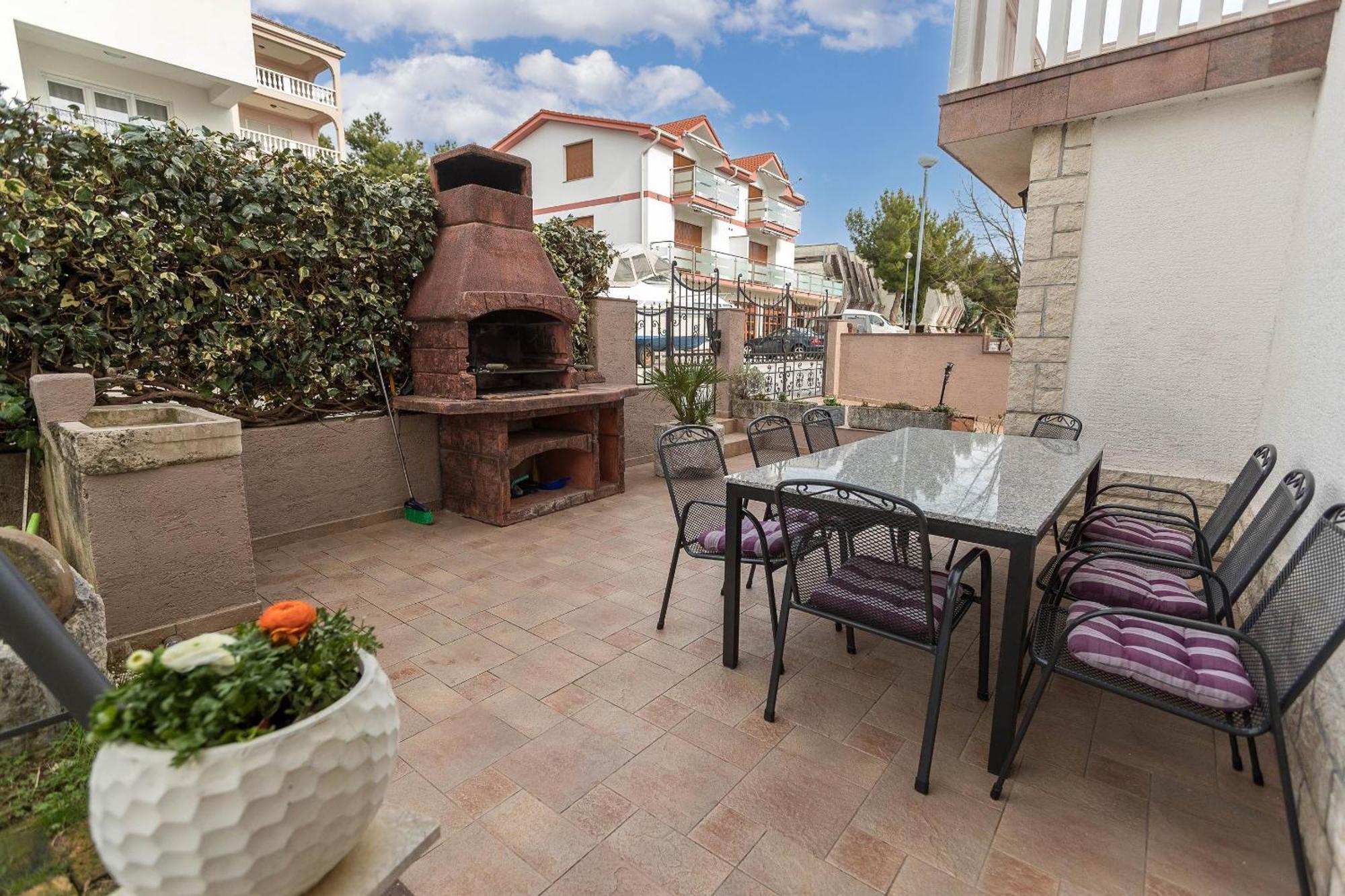 Karmen 1 Lägenhet Crikvenica Exteriör bild