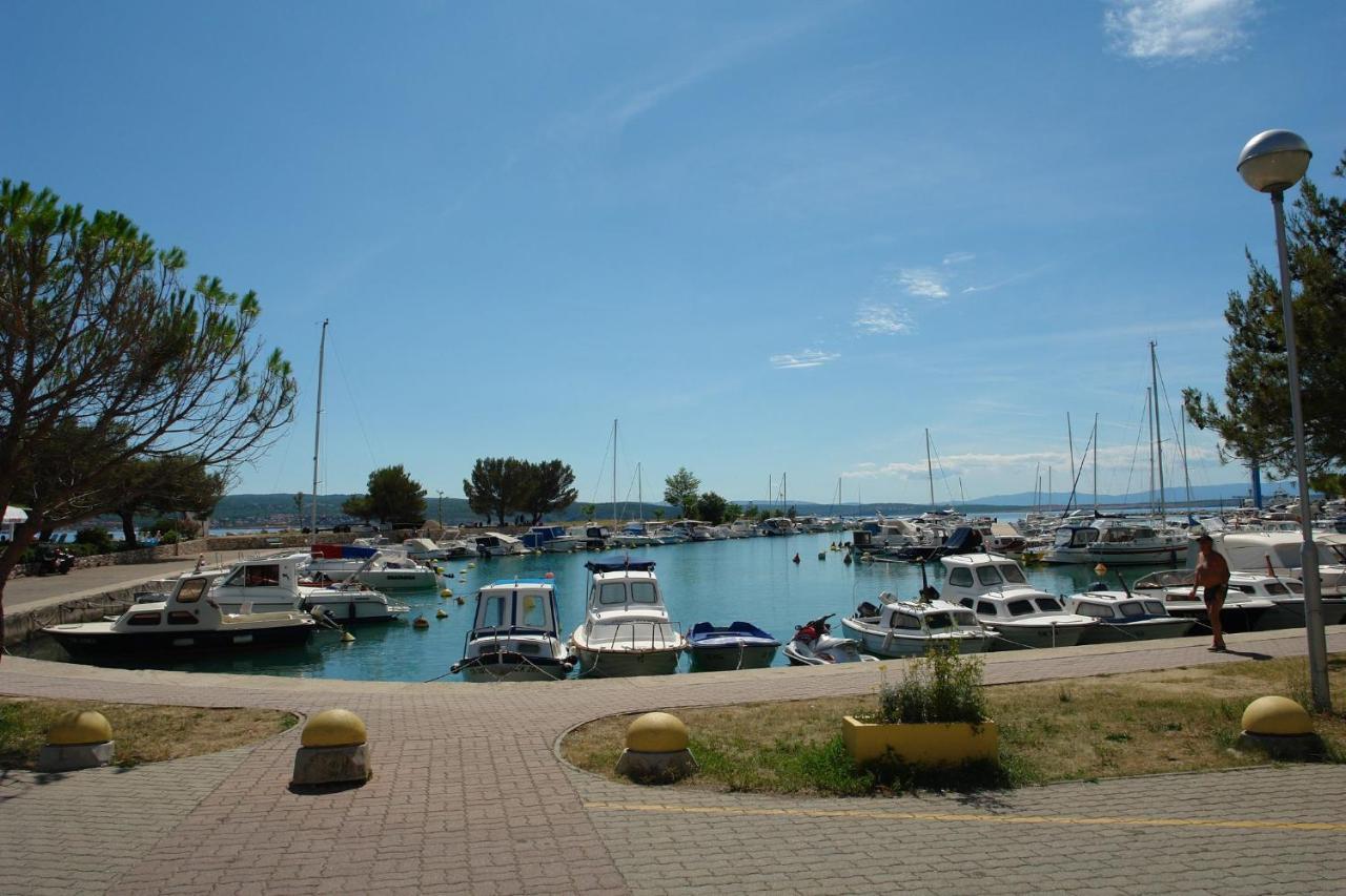 Karmen 1 Lägenhet Crikvenica Exteriör bild