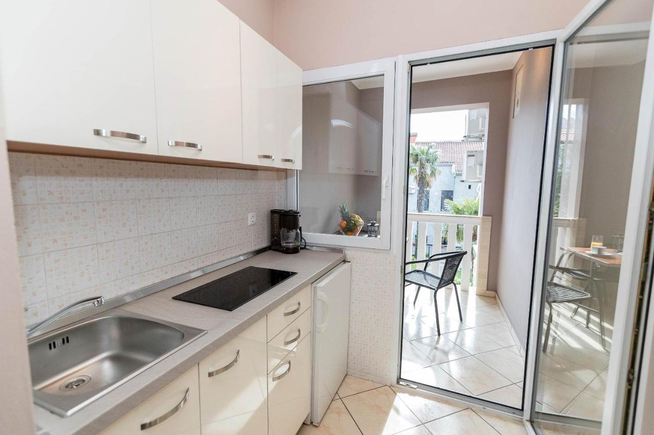 Karmen 1 Lägenhet Crikvenica Exteriör bild